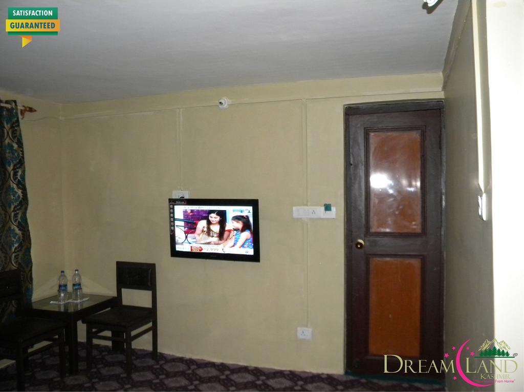 Dreamland Kashmir Cottage Pahalgām Rum bild